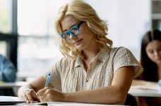 Вместо золотой медали лучшие выпускники получат свидетельство с отличием