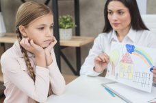 Педагогов приглашают на программу о первой психологической помощи