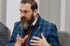 В МОН допустили увеличение размера учительской доплаты в 2026 году