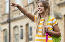 Дети должны учиться дома, в Украине, – Лесовой