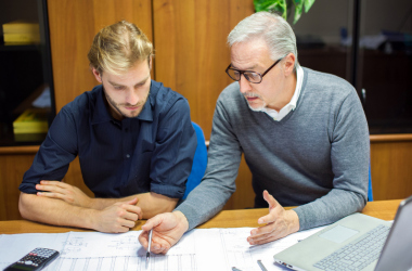 Профессия оценщик имущества – стоит ли учиться?