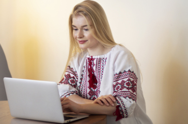 Учителей украинского языка и литературы приглашают на вебинар