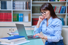 Помощник, а не враг: искусственный интеллект в подготовке к урокам