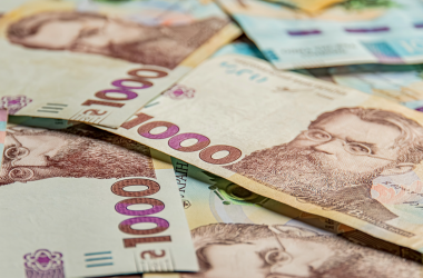 Заработная плата педагогов остается одной из самых низких в стране