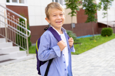 Обучение в 1 классе начали более 250 тысяч детей, – министр