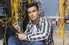 HUAWEI UKRAINE приглашает студентов к участию в Student Tech Challenge-2025