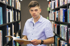 В МОН заявили, что создали неудобства для поступающих-уклонистов