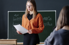 Средства на учительскую тысячу в проекте бюджета-2026 не предусмотрены