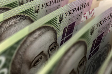 Образовательный омбудсмен предлагает изменить систему зарплат учителей