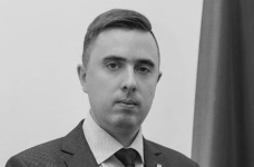 Просто «латать дыры» и сокращать сеть вузов – «бесполезно»