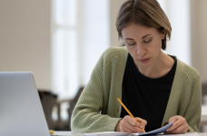 После сверки АИКОМ-1 и АИКОМ-2 «потерялись» 100 тысяч учеников