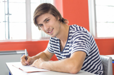 Количество первокурсников в колледжах в 2025 году сократилось на 40 тысяч