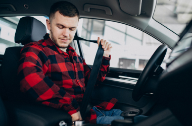 Как выбрать автошколу в Киеве: расширенный чек-лист для родителей подростков