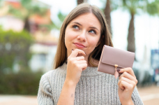 Способно ли государство обеспечить три минимальные зарплаты учителям?