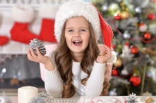 Большая коллекция шаблонов новогодне-рождественских поделок из бумаги