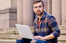 В Украине проверяют вузы из-за резкого увеличения количества студентов в возрасте 25+