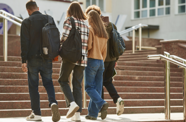 Образовательная система потеряла более 200 тысяч потенциальных абитуриентов