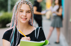 МОН планирует увеличить вес творческого конкурса для абитуриентов