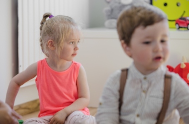 С 1 января 2026 года должностные оклады педагогов в детсадах вырастут на 30%