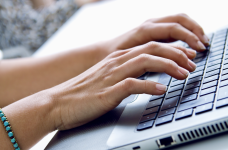 Учителя смогут регистрироваться для участия в сертификации через Дію