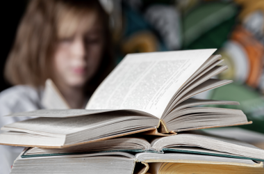 Издательства выплатят штрафы за несвоевременную доставку учебников