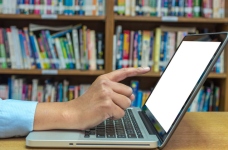 Учителям предлагают пособие по урокам обновленного курса «Защита Украины»