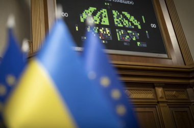 Студентам-мужчинам 25+ сохранили отсрочку во время обучения