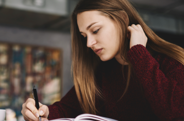 Начисление зарплат работникам вузов состоится по новому механизму