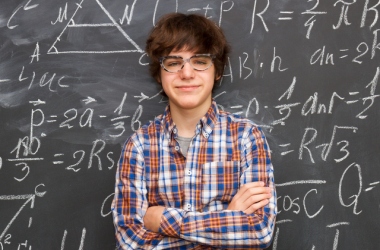 Абстрактная и жизненная математика: почему не следует разделять?