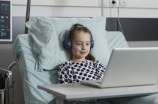 Педагогам, обучающим детей в больницах, предлагают пройти онлайн-курс