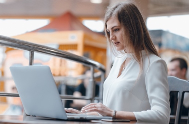 Учителя могут подавать заявки на получение 1500 грн на самообразование