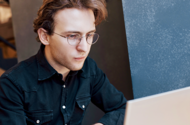 Украина провалила политику привлечения молодежи с ТОТ, – омбудсмен