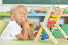 Чеклист для родителей: что спросить и проверить перед подписанием договора с частной школой в Киеве