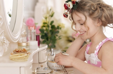 Духи для ребенка: модный аксессуар или необходимость?