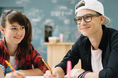 Реформу старшей профильной школы приостанавливать не будут