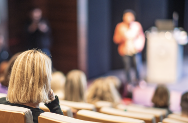 Претендентам на должности руководителей вузов усложнили языковые требования