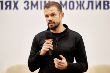 В большинстве общин зарплата учителей выросла на 30%, – глава образовательного комитета