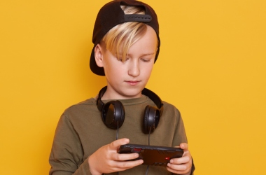 Чем увлечь ребёнка без TikTok и YouTube: реальные альтернативы в 2026 году