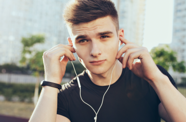 Школы должны проверять наличие документов у призывников, – Минобороны