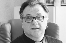 Когда реформа предлагает только смену вывесок, люди это прекрасно видят