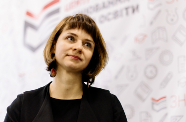 Директор УЦОКО заявила об информационной атаке на себя и учреждение